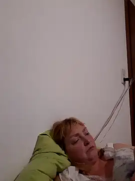 Snapshot of LiluLiluLilu chatting on October 13, 2025, 8:53 pm LiluLiluLilu online show from October 13, 2025, 8:53 pm