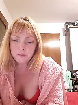 Snapshot of LiluLiluLilu chatting on October 16, 2025, 7:15 pm LiluLiluLilu online show from October 16, 2025, 7:15 pm