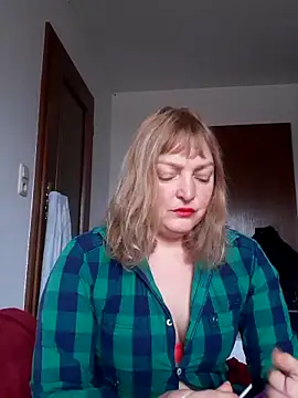 Snapshot of LiluLiluLilu chatting on December 5, 2025, 8:23 am LiluLiluLilu online show from December 5, 2025, 8:23 am