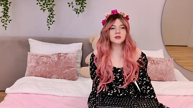 Snapshot of AlmaSound chatting on October 23, 2025, 5:40 am AlmaSound online show from October 23, 2025, 5:40 am