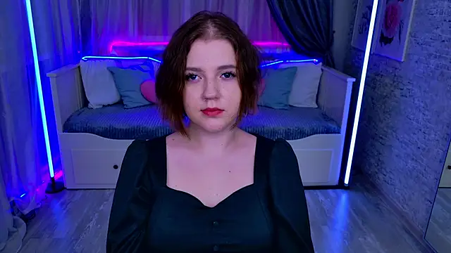 Snapshot of AlmaSound chatting on November 14, 2025, 5:06 am AlmaSound online show from November 14, 2025, 5:06 am