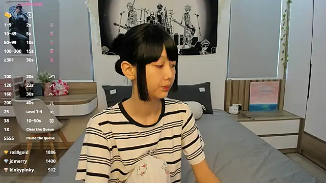 Snapshot of gabby_little chatting on April 7, 2026, 7:53 am gabby little online show from April 7, 2026, 7:53 am