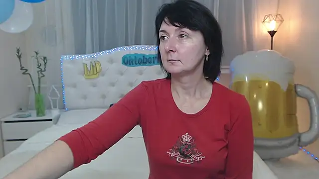 VivianGuchih online show from September 20, 2025, 6:03 am