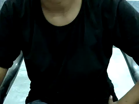 Snapshot of Model_hot_ chatting on September 24, 2025, 4:10 pm Model hot online show from September 24, 2025, 4:10 pm