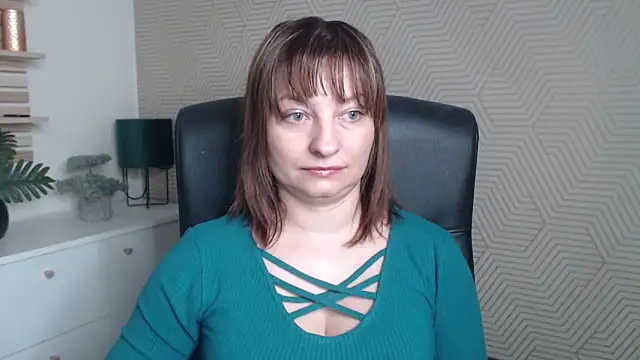 Snapshot of angelaSamt chatting on January 7, 2026, 8:28 am angelaSamt online show from January 7, 2026, 8:28 am