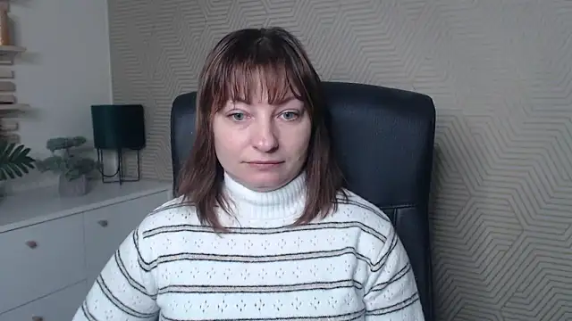 Snapshot of angelaSamt chatting on January 12, 2026, 9:03 am angelaSamt online show from January 12, 2026, 9:03 am