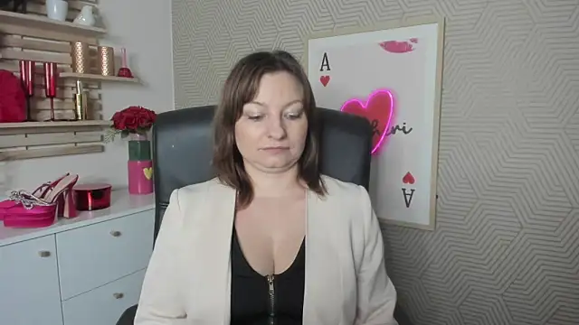 Snapshot of angelaSamt chatting on February 24, 2026, 7:50 am angelaSamt online show from February 24, 2026, 7:50 am