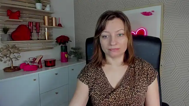 Snapshot of angelaSamt chatting on March 31, 2026, 5:41 am angelaSamt online show from March 31, 2026, 5:41 am
