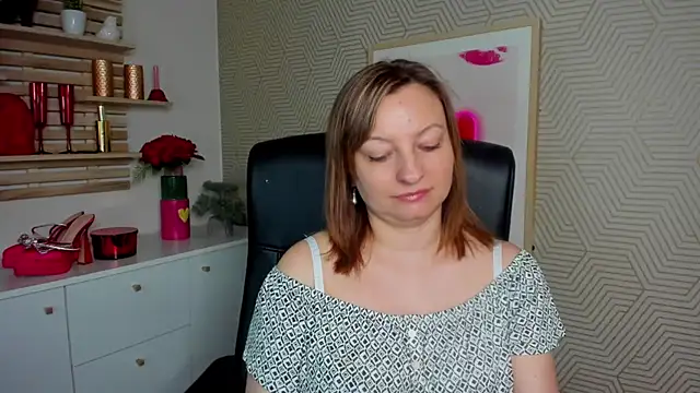 Snapshot of angelaSamt chatting on April 22, 2026, 5:32 am angelaSamt online show from April 22, 2026, 5:32 am