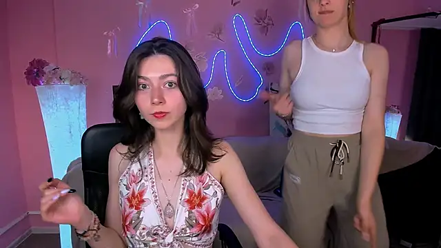 kitniss dreamy online show from May 20, 2026, 7:31 pm