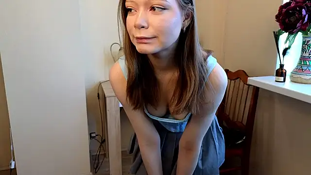 RenataEhrgott online show from October 9, 2025, 4:10 am