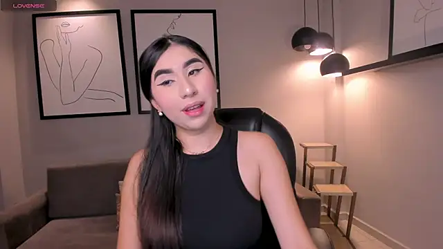 Snapshot of MayaMoretti_ chatting on October 10, 2025, 3:49 am MayaMoretti online show from October 10, 2025, 3:49 am