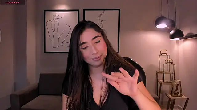 Snapshot of MayaMoretti_ chatting on December 20, 2025, 4:30 am MayaMoretti online show from December 20, 2025, 4:30 am