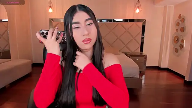 Snapshot of MayaMoretti_ chatting on February 17, 2026, 3:25 am MayaMoretti online show from February 17, 2026, 3:25 am