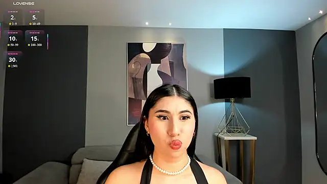 MayaMoretti  online show from July 14, 2026, 2:05 am