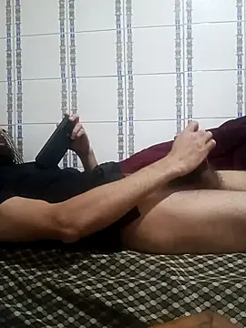 BeakedMezuza online show from April 30, 2026, 7:36 am