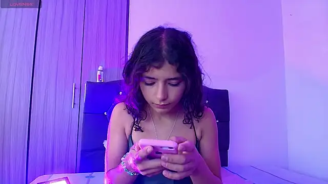 Snapshot of Ruby_Whispers chatting on September 10, 2025, 12:05 pm Ruby Whispers online show from September 10, 2025, 12:05 pm