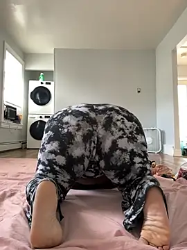 bunbun420247 online show from October 7, 2025, 3:09 pm