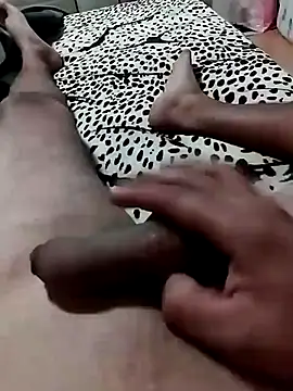 couplebest1 online show from September 28, 2025, 1:55 am