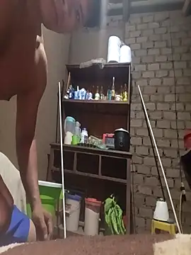 Snapshot of Gustavo1135e chatting on November 24, 2025, 2:33 am Gustavo1135e online show from November 24, 2025, 2:33 am