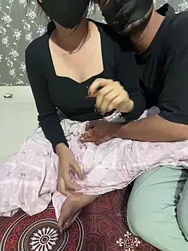 Sex Queen aaraya online show from April 26, 2026, 2:26 pm