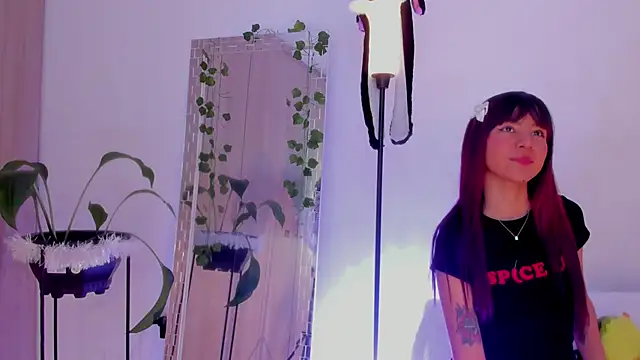 Genesiissss online show from October 4, 2025, 3:04 am