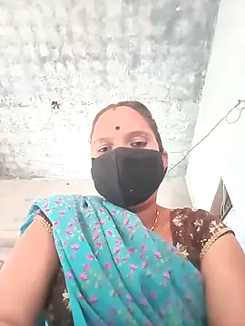 Snapshot of suhani_sharmj chatting on November 22, 2025, 8:02 am suhani sharmj online show from November 22, 2025, 8:02 am