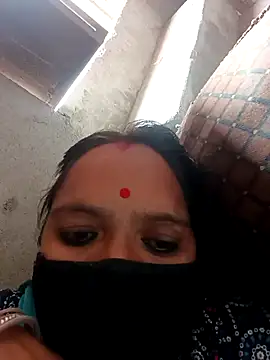 Snapshot of suhani_sharmj chatting on December 2, 2025, 8:08 am suhani sharmj online show from December 2, 2025, 8:08 am