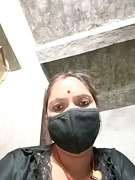 Snapshot of suhani_sharmj chatting on December 4, 2025, 11:02 pm suhani sharmj online show from December 4, 2025, 11:02 pm