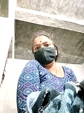 Snapshot of suhani_sharmj chatting on January 12, 2026, 10:48 pm suhani sharmj online show from January 12, 2026, 10:48 pm