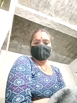 Snapshot of suhani_sharmj chatting on January 14, 2026, 8:14 pm suhani sharmj online show from January 14, 2026, 8:14 pm