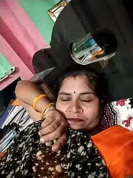 Snapshot of Hot_babli54 chatting on November 3, 2025, 8:26 am Hot babli54 online show from November 3, 2025, 8:26 am