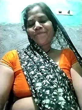 Snapshot of Hot_babli54 chatting on November 6, 2025, 12:00 am Hot babli54 online show from November 6, 2025, 12:00 am