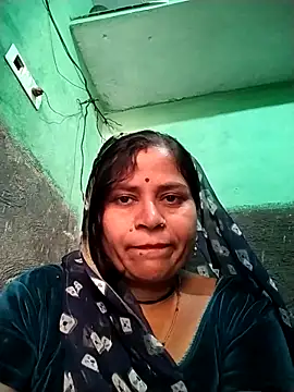 Snapshot of Hot_babli54 chatting on November 17, 2025, 10:32 am Hot babli54 online show from November 17, 2025, 10:32 am