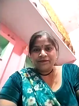 Snapshot of Hot_babli54 chatting on February 15, 2026, 6:54 am Hot babli54 online show from February 15, 2026, 6:54 am