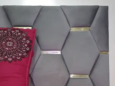 Snapshot of cute_seemu chatting on February 2, 2026, 3:05 am cute seemu online show from February 2, 2026, 3:05 am