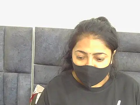 Cute Girl51 online show from November 15, 2025, 10:37 pm