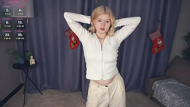 ShontaWasilko online show from December 21, 2025, 5:42 pm