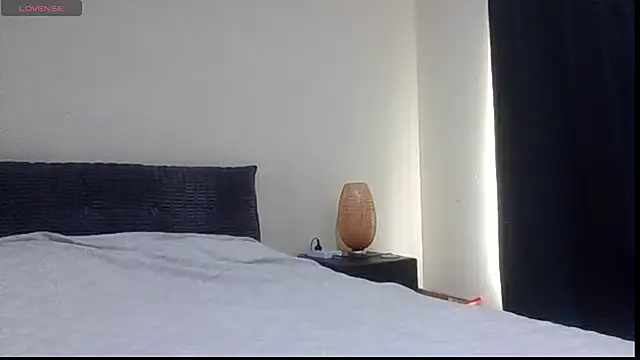aussiepeaches online show from February 6, 2025, 1:49 am