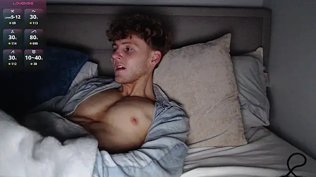 DominantAlex18 online show from March 19, 2026, 2:37 am