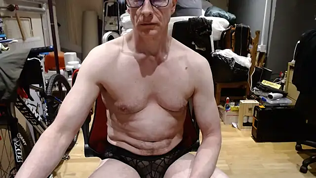 Hung2Mike online show from March 15, 2026, 9:32 pm