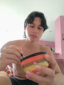 TeddyBear 07 online show from November 13, 2025, 3:22 pm