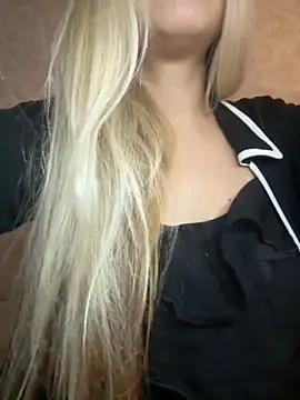 Nikihot   online show from October 9, 2025, 10:46 am