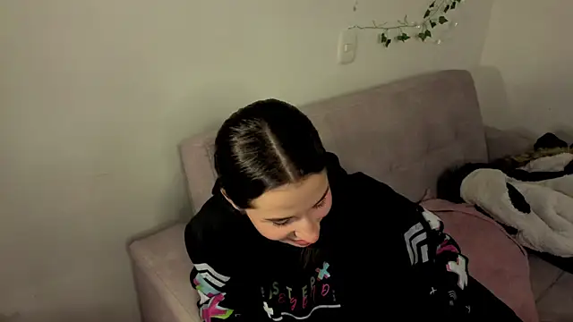 Snapshot of 0ne_0f_0ne chatting on January 12, 2026, 1:11 am 0ne 0f 0ne online show from January 12, 2026, 1:11 am