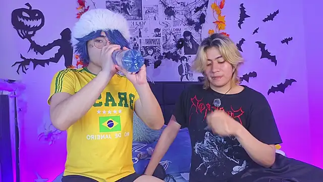 Snapshot of Vamps_Lovers chatting on October 25, 2025, 1:29 pm Vamps Lovers online show from October 25, 2025, 1:29 pm