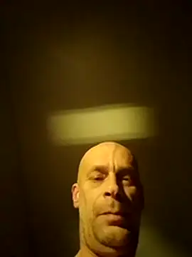 Snapshot of nolliebollieeeeeee chatting on December 19, 2025, 9:22 pm nolliebollieeeeeee online show from December 19, 2025, 9:22 pm