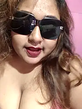 hotbhabhi011 online show from October 28, 2025, 3:43 am