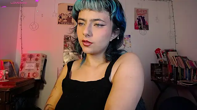 Snapshot of AlmaNanax chatting on February 6, 2026, 1:21 am AlmaNanax online show from February 6, 2026, 1:21 am