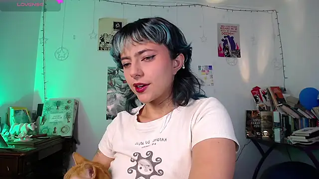 Snapshot of AlmaNanax chatting on March 1, 2026, 12:45 am AlmaNanax online show from March 1, 2026, 12:45 am