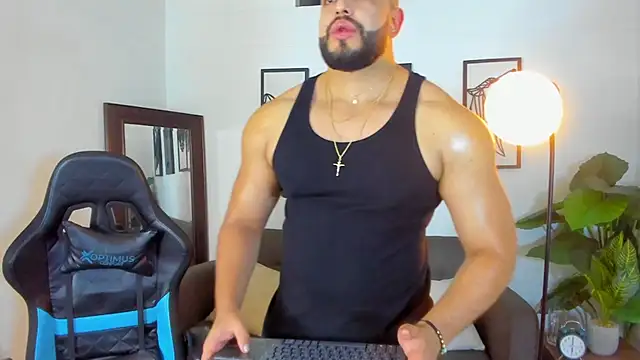 Snapshot of Justin_kingX7 chatting on January 17, 2026, 2:05 am Justin kingX7 online show from January 17, 2026, 2:05 am